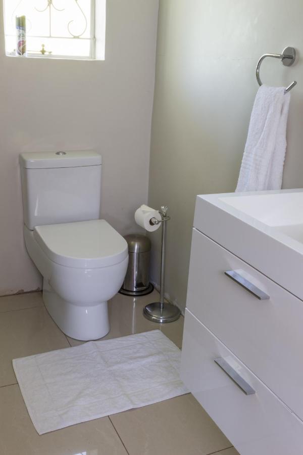 The Pecan Tree Guesthouse Sandton Eksteriør billede